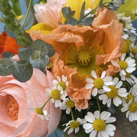 Bouquet orangée, par Atelier fleuri, fleuriste à Besançon