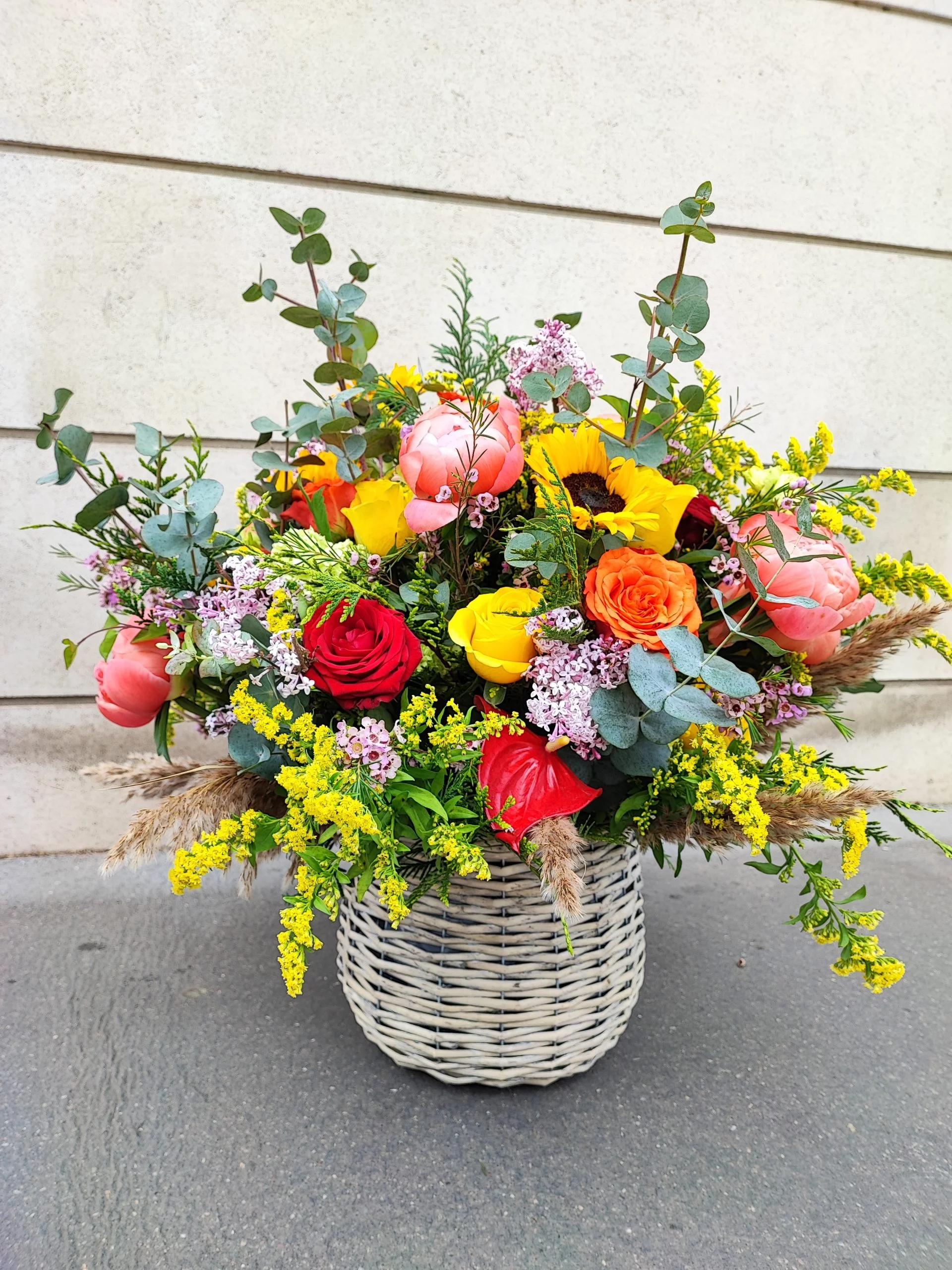 Panier fleuri, par L'ART Ô ZOIR, fleuriste à Tours