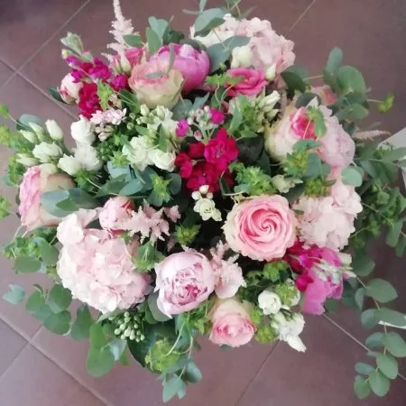 Bouquet Fête des Mères, par Flores Et Sens, fleuriste à Connerré