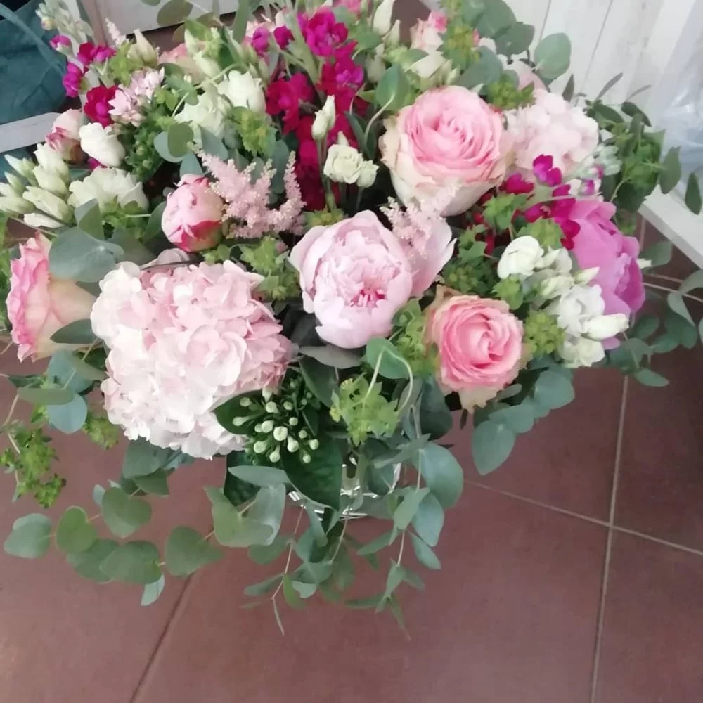 Bouquet Printemps, par Flores Et Sens, fleuriste à Connerré