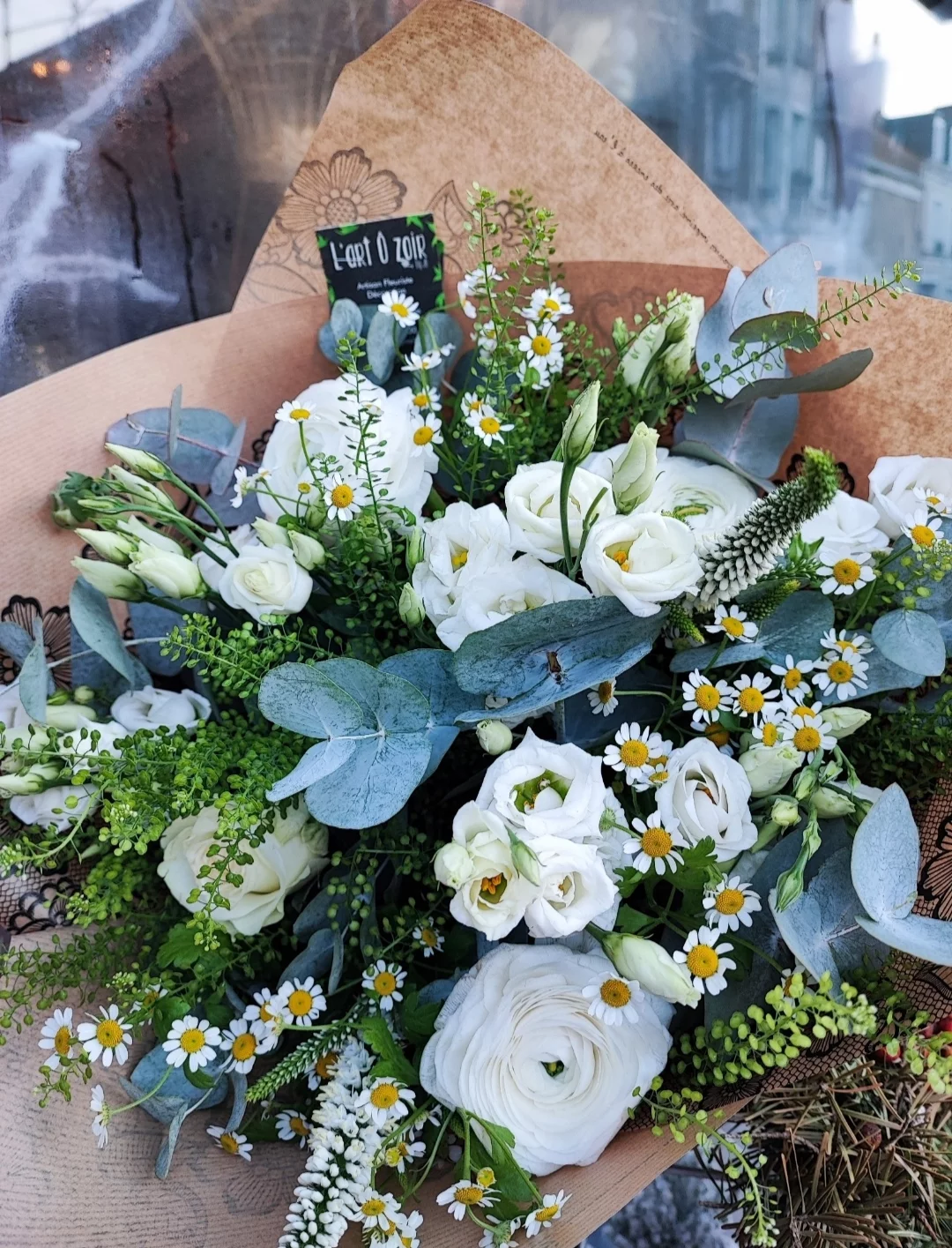 Pureté, par L'ART Ô ZOIR, fleuriste à Tours
