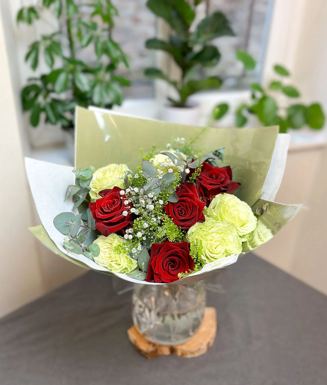 bouquet de roses multicolore, par Florea, fleuriste à Limoges