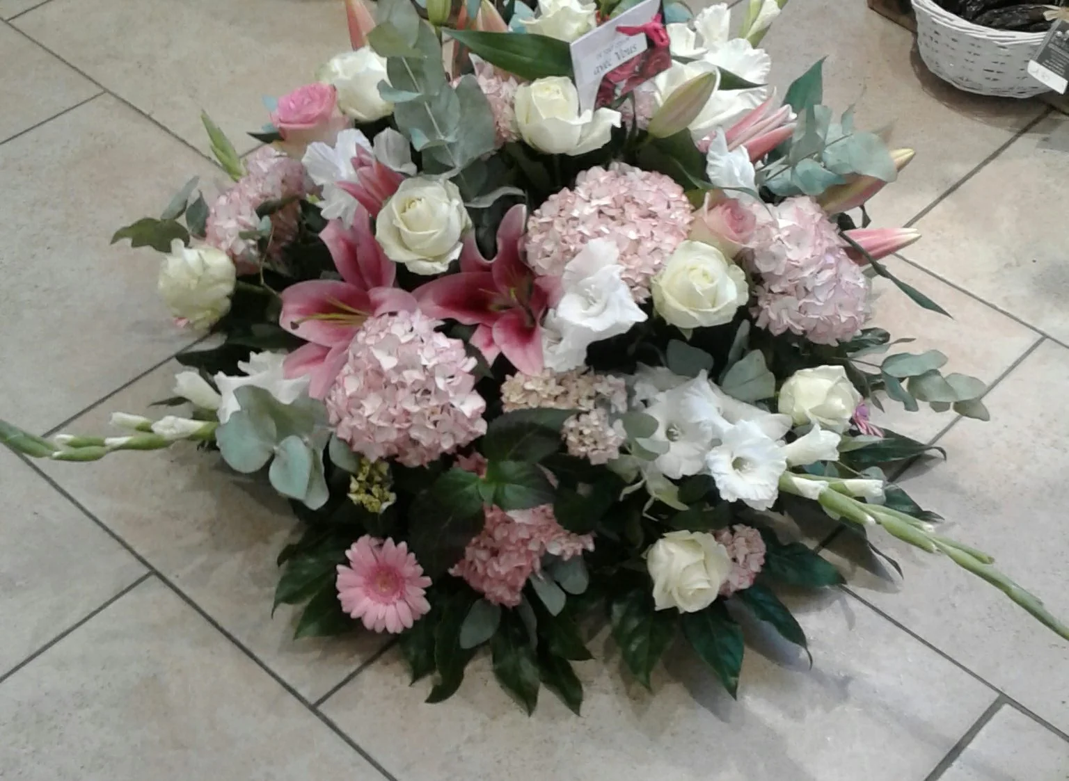 demi sphère, par Pic Fleurs, fleuriste à Lille