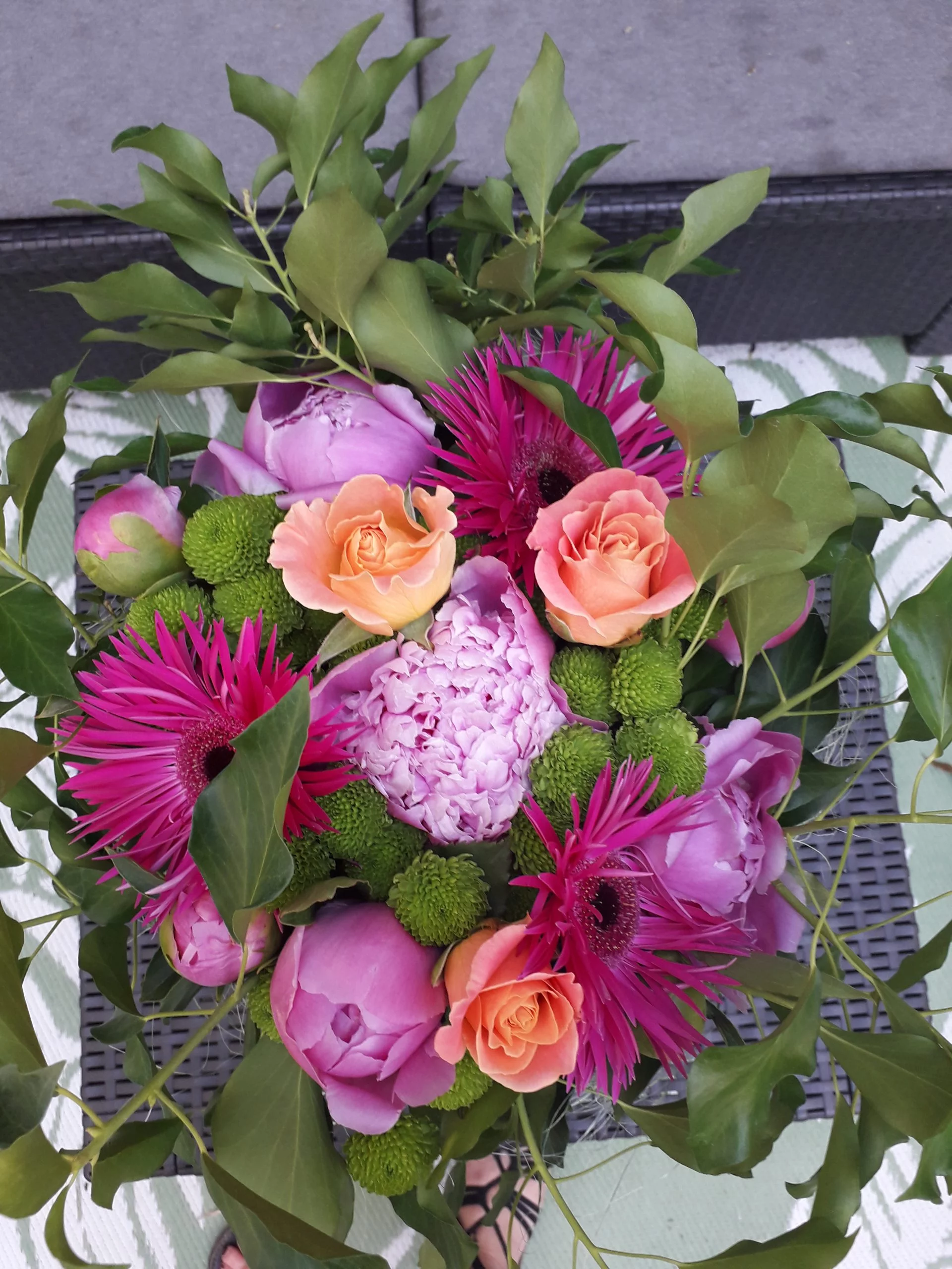 BOUQUET DE PIVOINES, par Lili la main verte, fleuriste à Talence