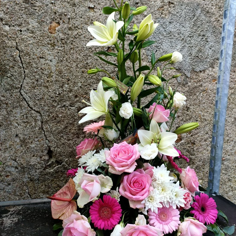 devant de tombe, par Mon Instant Fleuri, fleuriste à Loireauxence