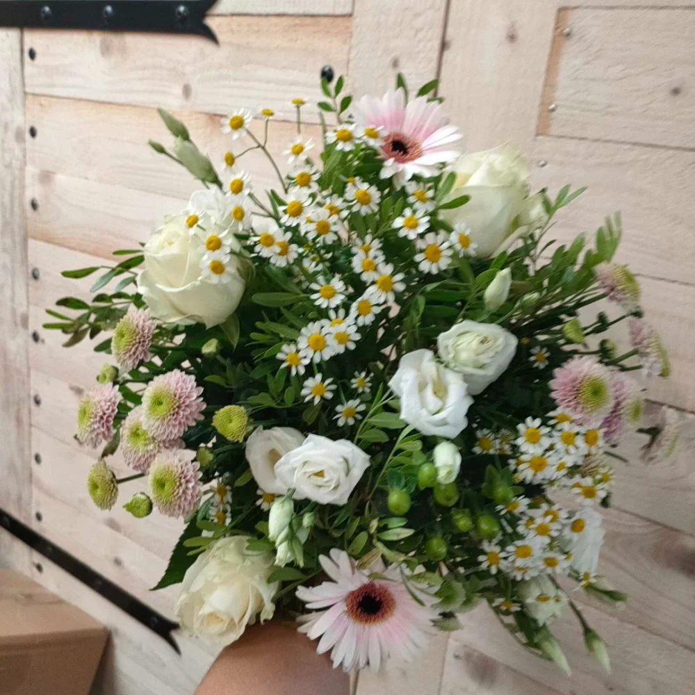 bouquet pastel, par Mon Instant Fleuri, fleuriste à Loireauxence
