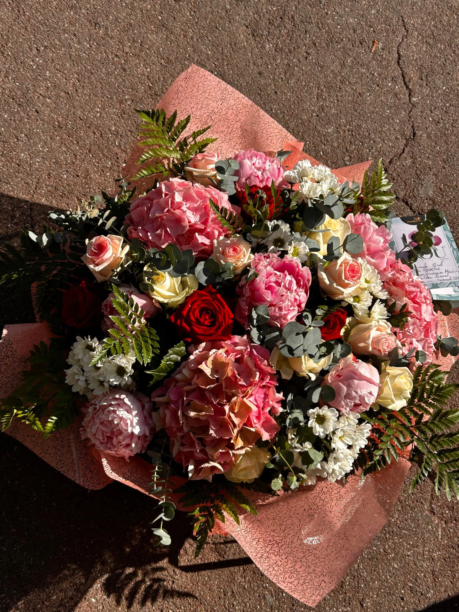 chaleureux hommage, par Au Dipladenia, fleuriste à Lille