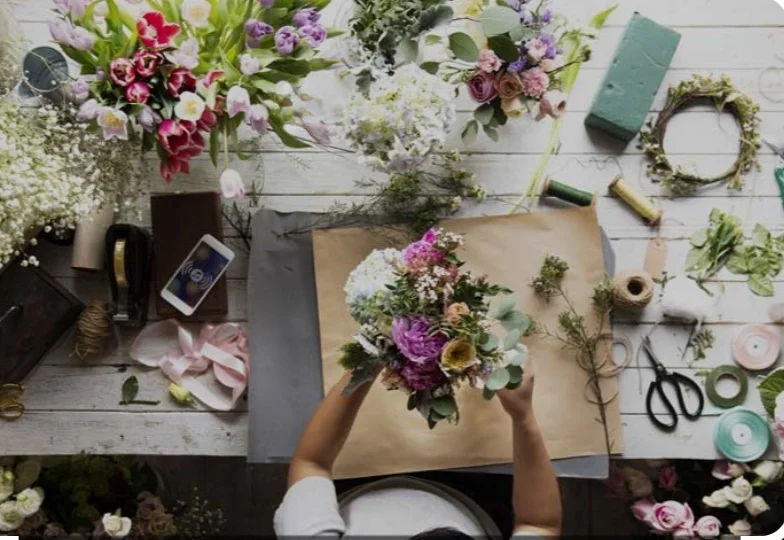 Livraison de fleurs Lescure-d'Albigeois et proximité, par Nature éphémère, artisan fleuriste