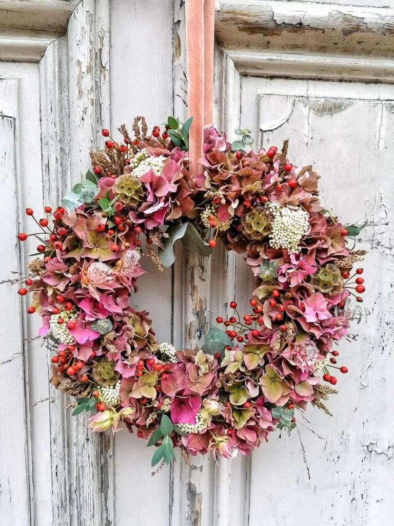 couronne hortensia frais, par Atelier Armelle Alleton, fleuriste à Le Mans