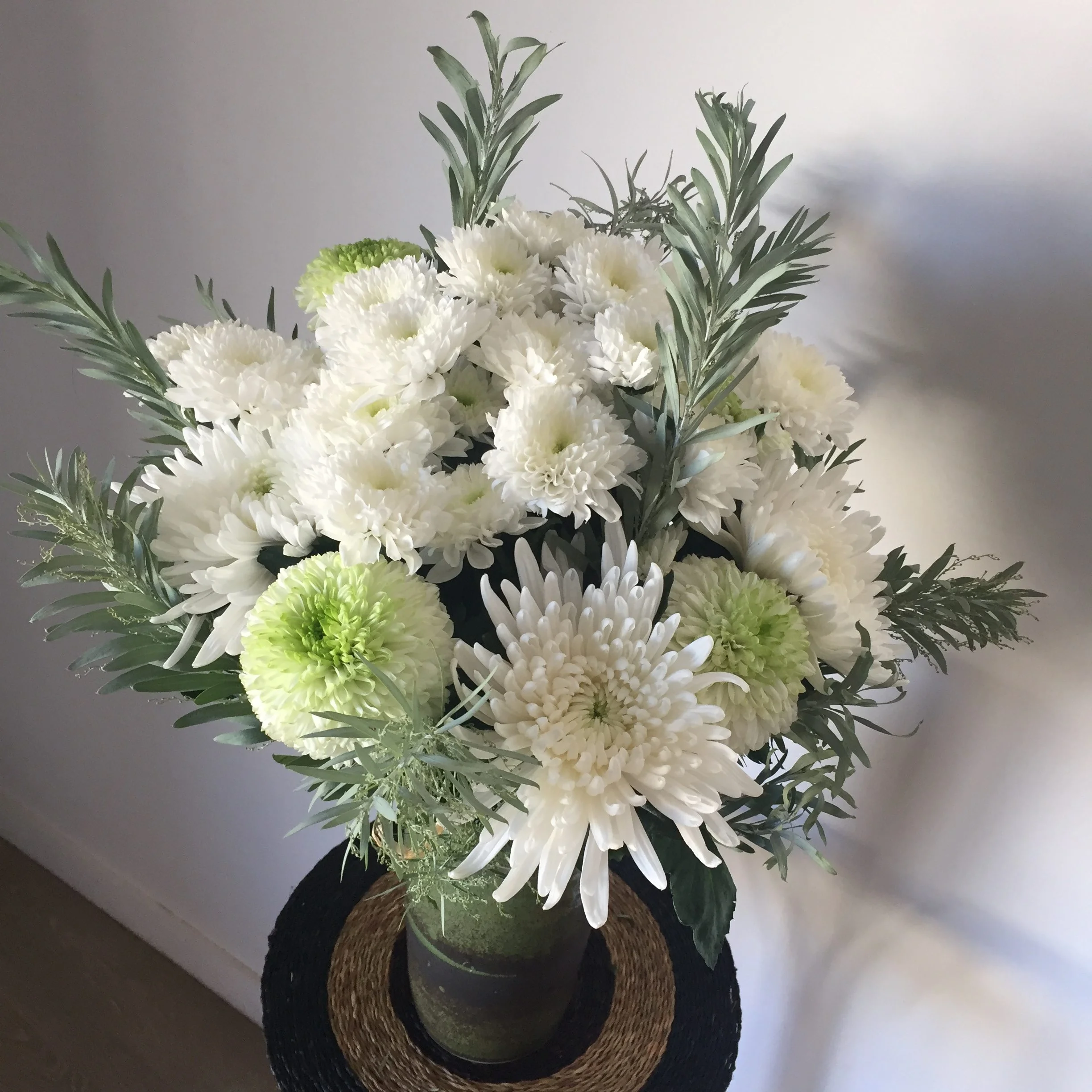 Bouquet de chrysanthèmes, par Hanakawa, fleuriste à Meudon
