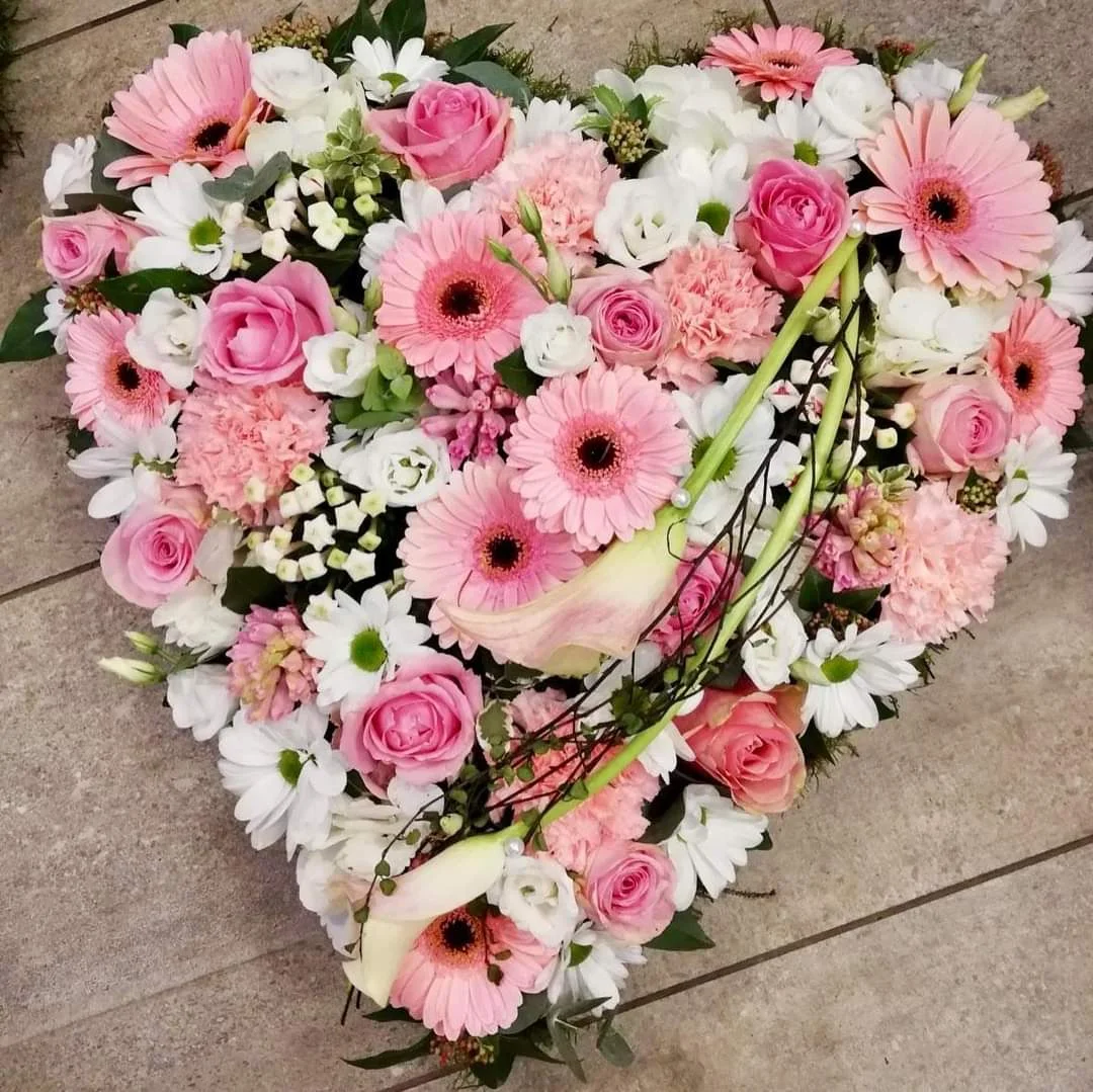 Coeur, par O'fleurs de Charlotte, fleuriste à Béthisy-Saint-Pierre