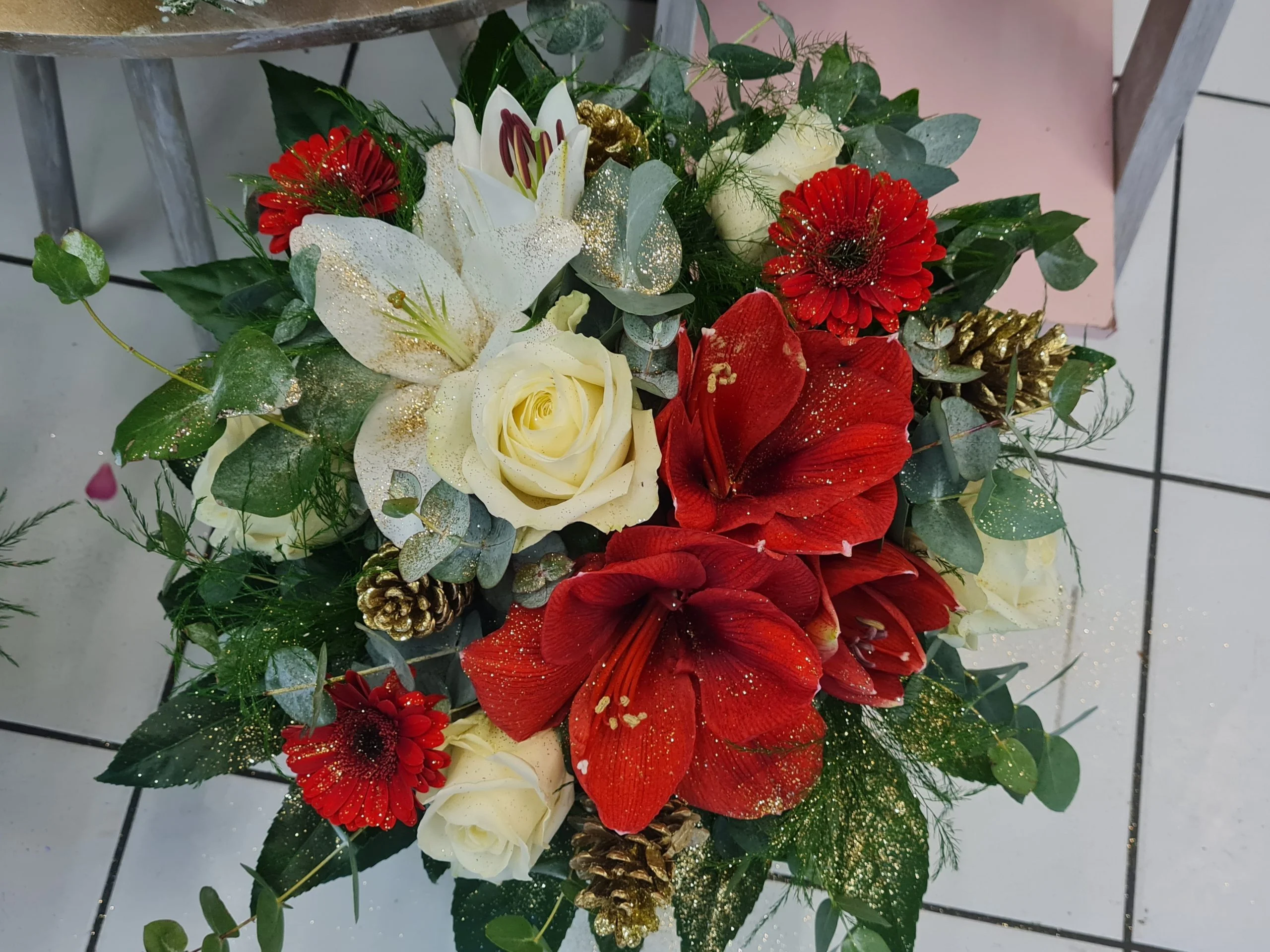 Bouquet de Noël, par Perles De Rosée, fleuriste à Champigny-sur-Marne