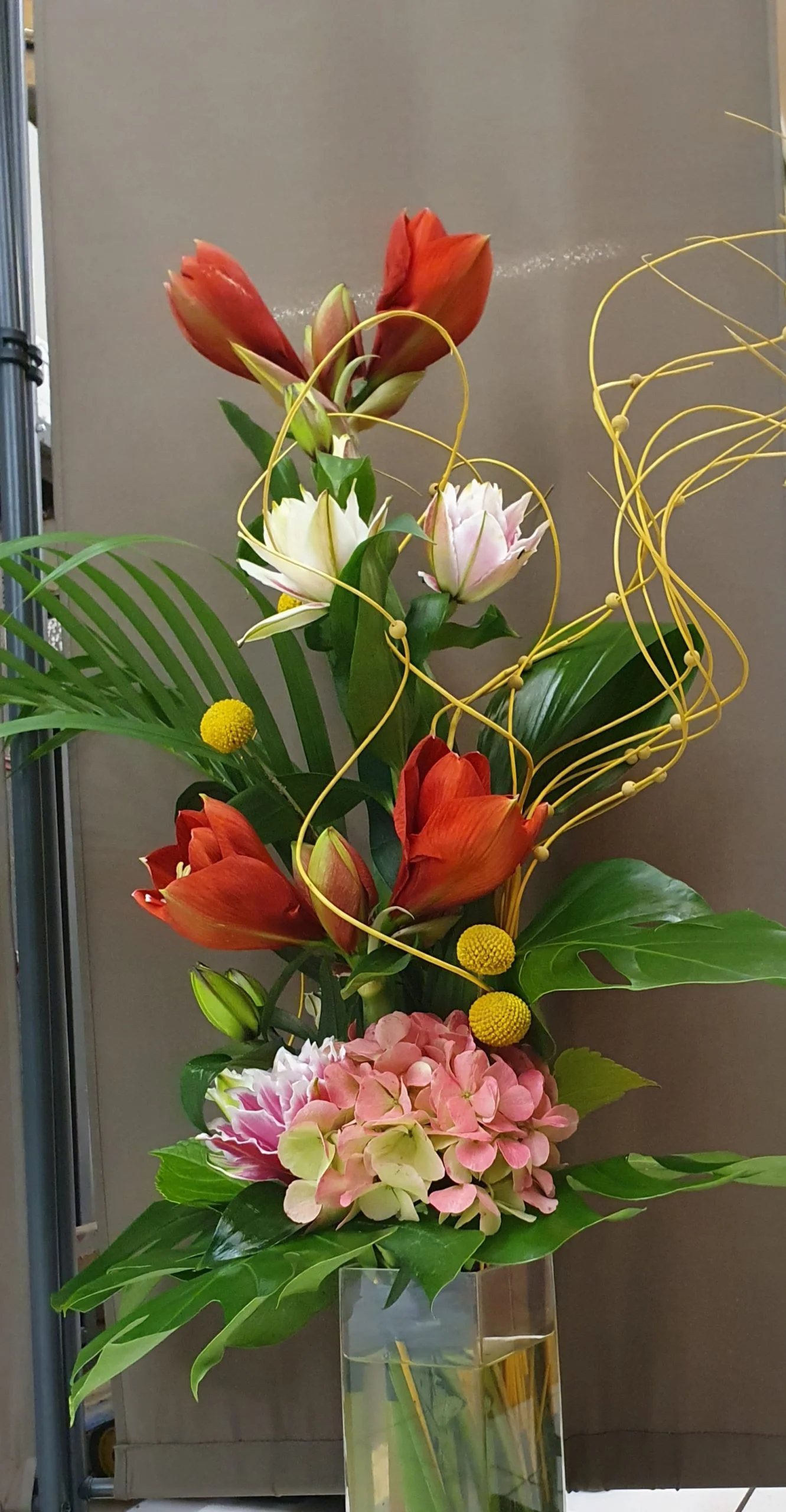 Bouquet stylisé, par Perles De Rosée, fleuriste à Champigny-sur-Marne