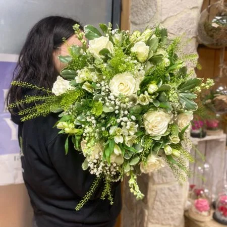 bouquet blanc pure, par Les fleurs du passage, fleuriste à Rouen