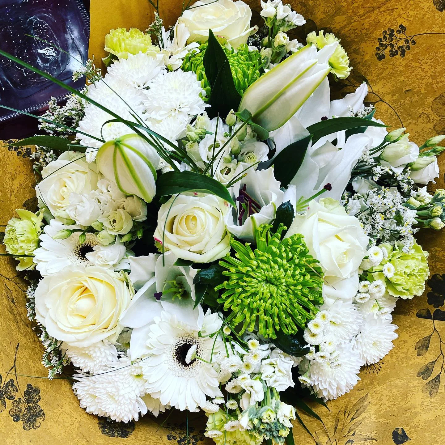 Bouquet rond, par Florilys, fleuriste à La Chaussée-Saint-Victor