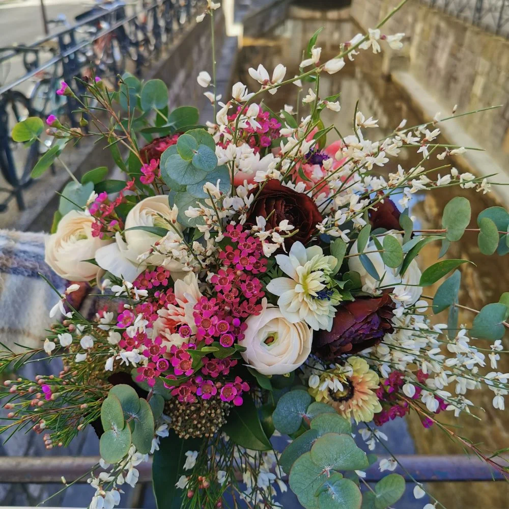 Bouquet Saint-Valentin, par Iberis Annecy, fleuriste à Annecy