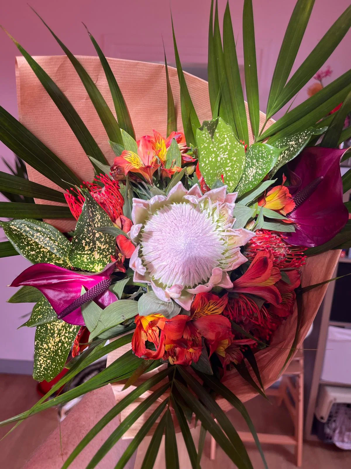 bouquet fete des grands meres RAYON DE SOLEIL, par Tropical, fleuriste à Châtenay-Malabry