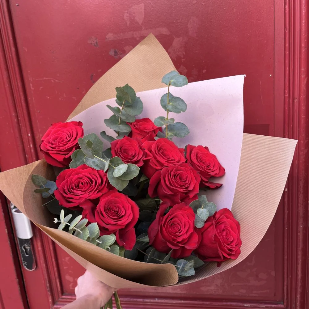 bouquet de roses rouges, par Amour de fleurs Bordeaux, fleuriste à Bordeaux