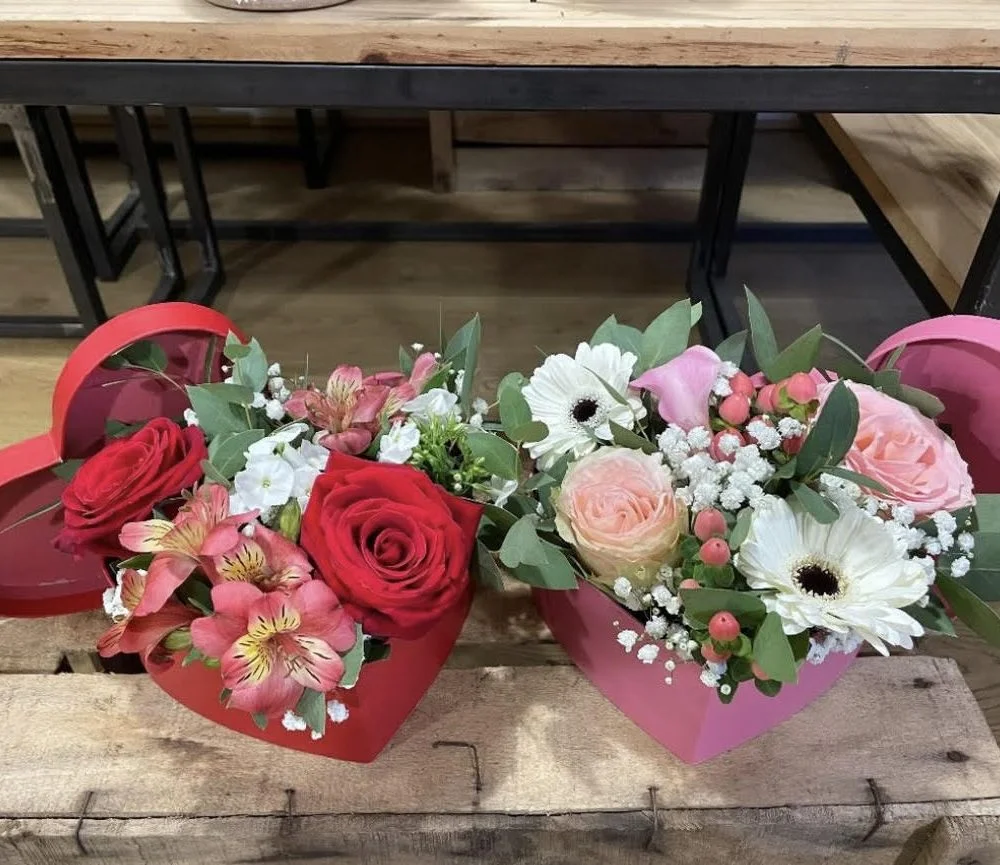 Boite coeur Saint Valentin, par Au temps des fleurs Montauban, fleuriste à Montauban