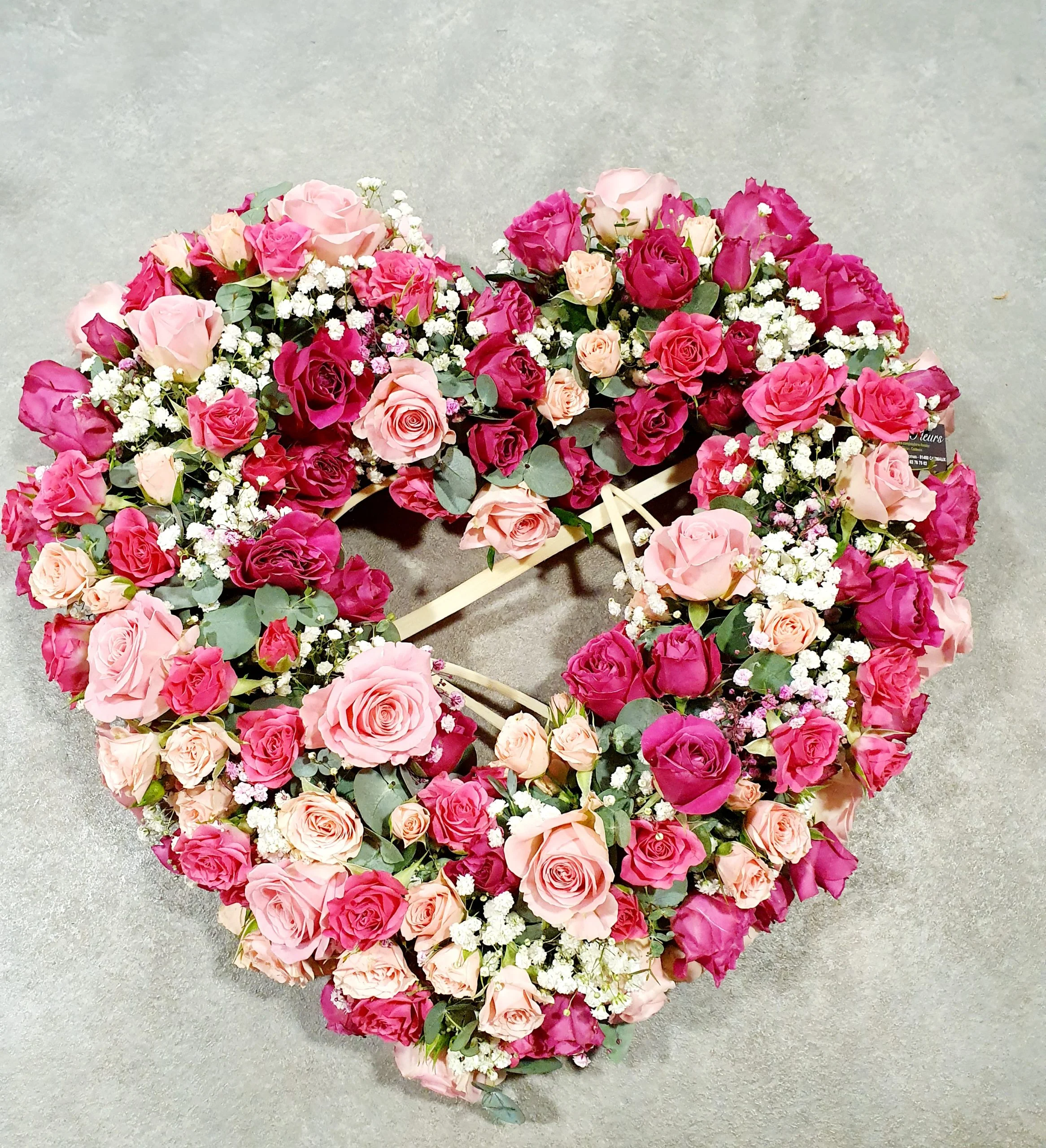 cœur deuil, par Julie Fleurs, fleuriste à Carmaux