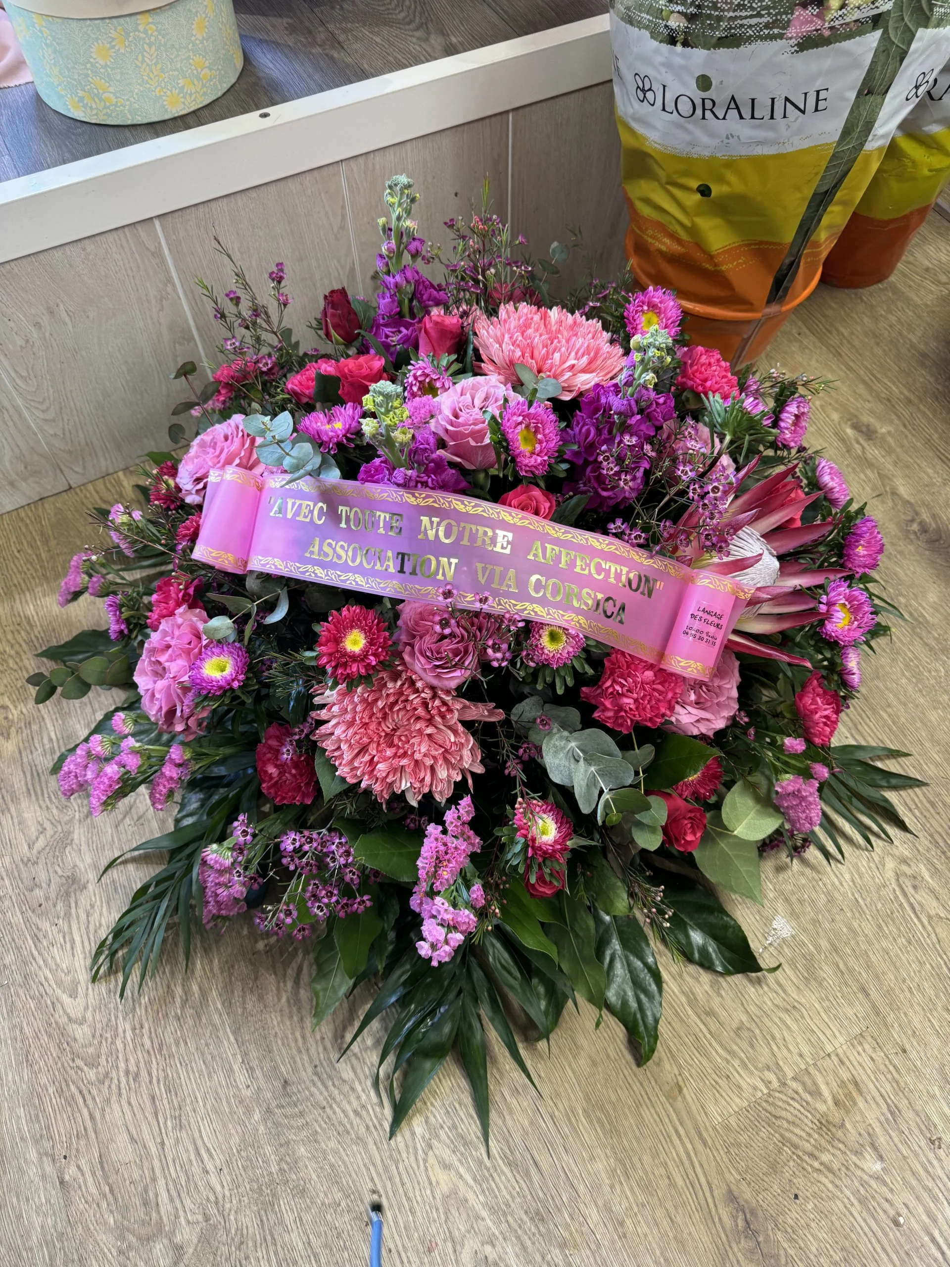 Coussin deuil, par Langage Des Fleurs, fleuriste à Bastia