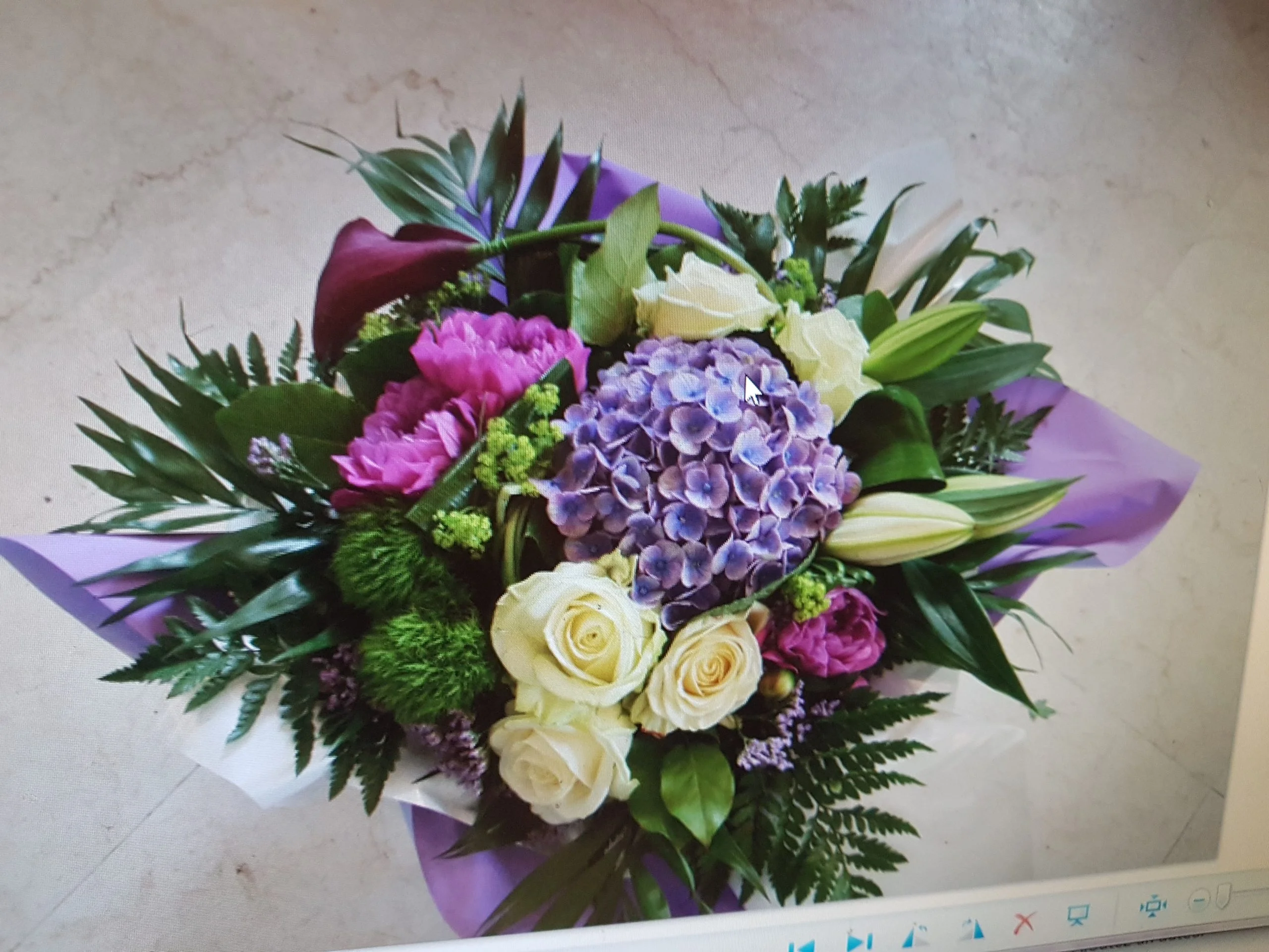 Bouquet Amitié, par A fleurs de peau, fleuriste à Les Mureaux