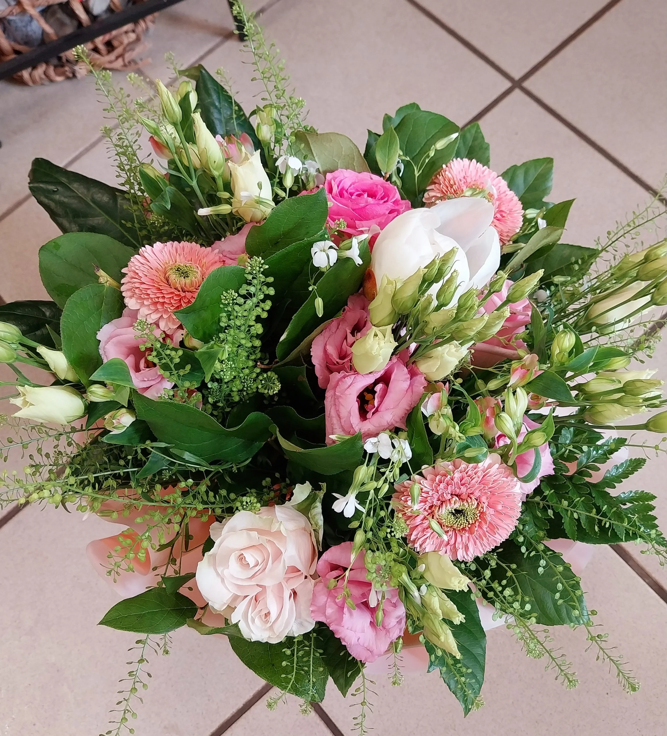 Nuance de Tendresse (Bouquet Bulle), par Montluçon Fleurs, fleuriste à Montluçon