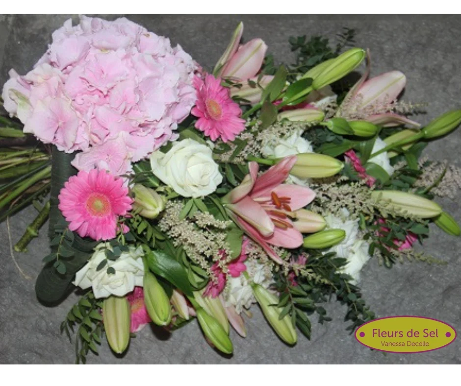 Gerbe de Deuil, par Fleurs de Sel, fleuriste à La Bruyère