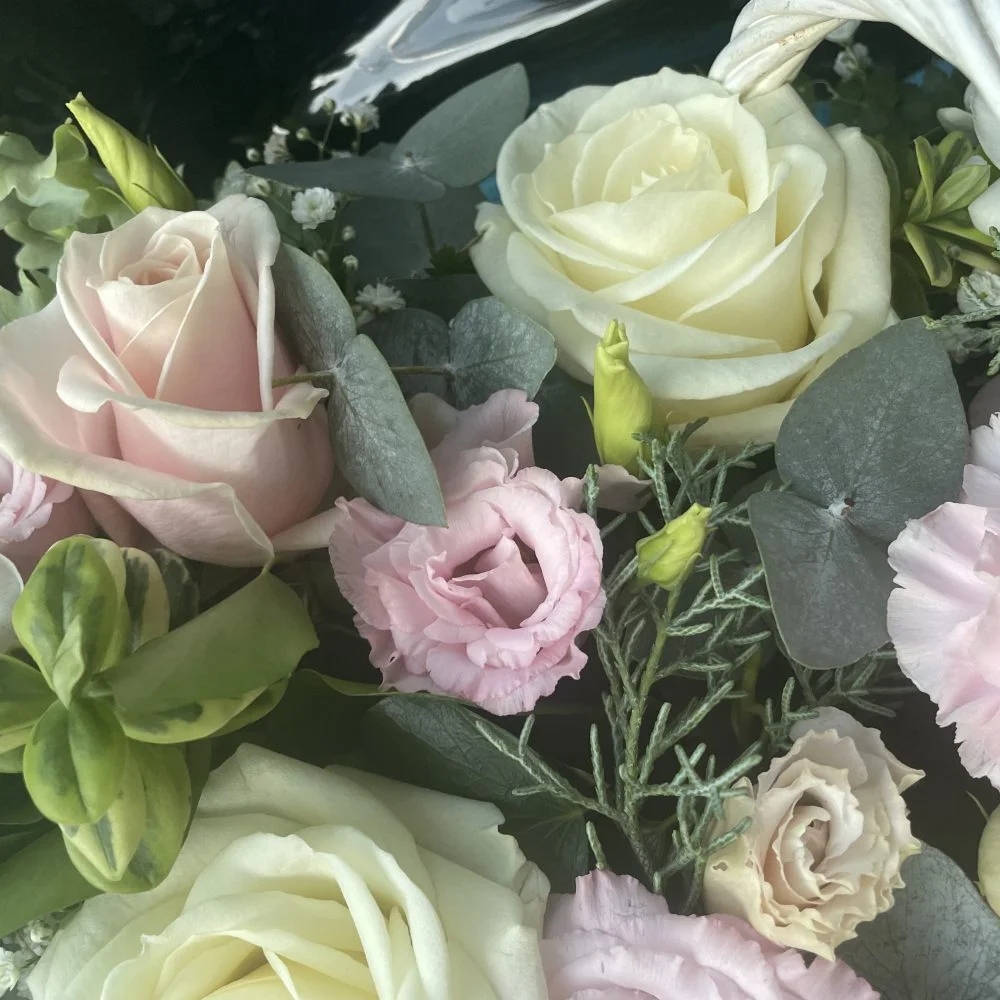 Bouquet Bonne Fête, par A fleurs de peau, fleuriste à Les Mureaux