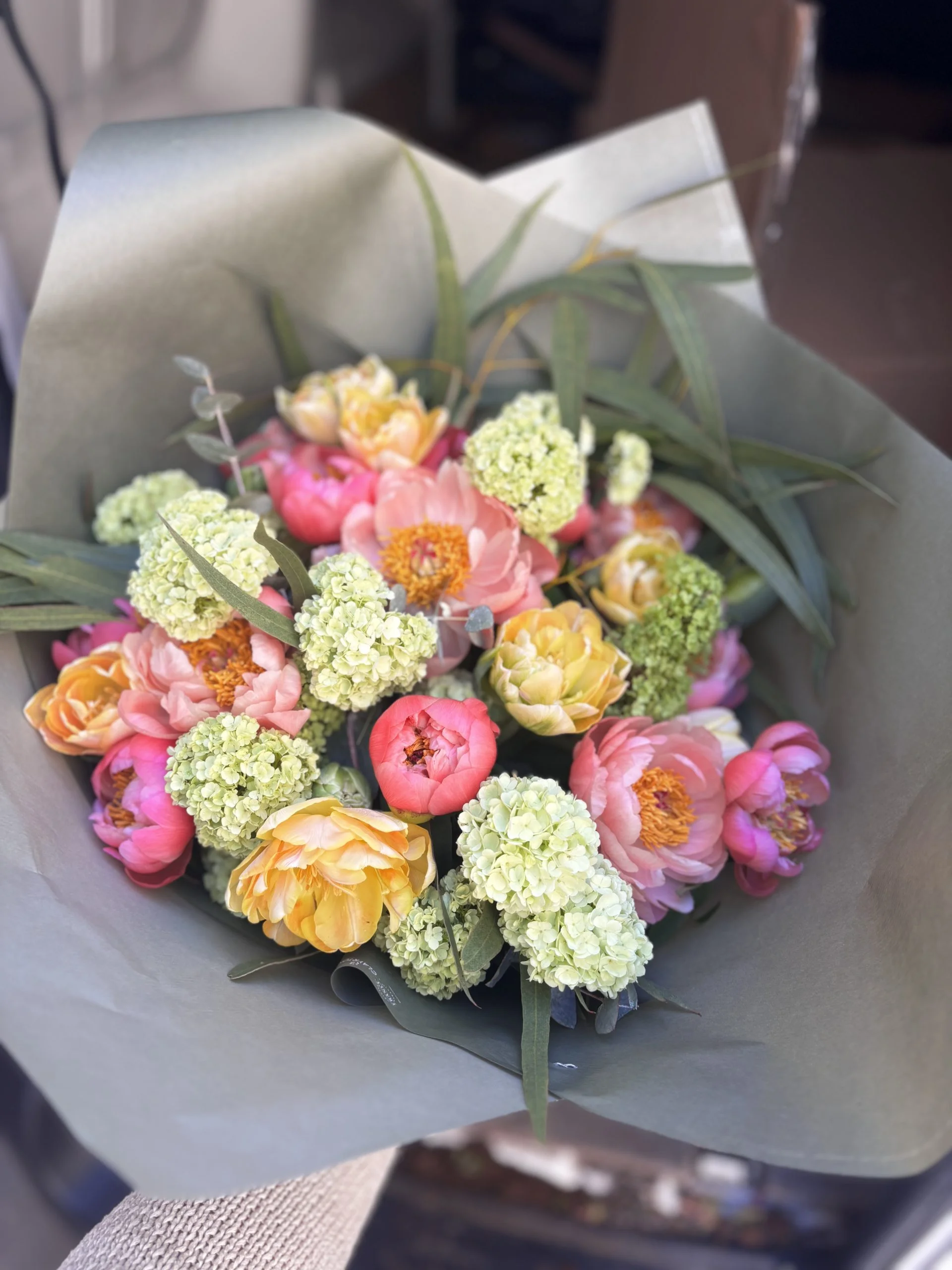 Bouquet de fleurs locales, par Le Dahlia by Estelle, fleuriste à Bordeaux