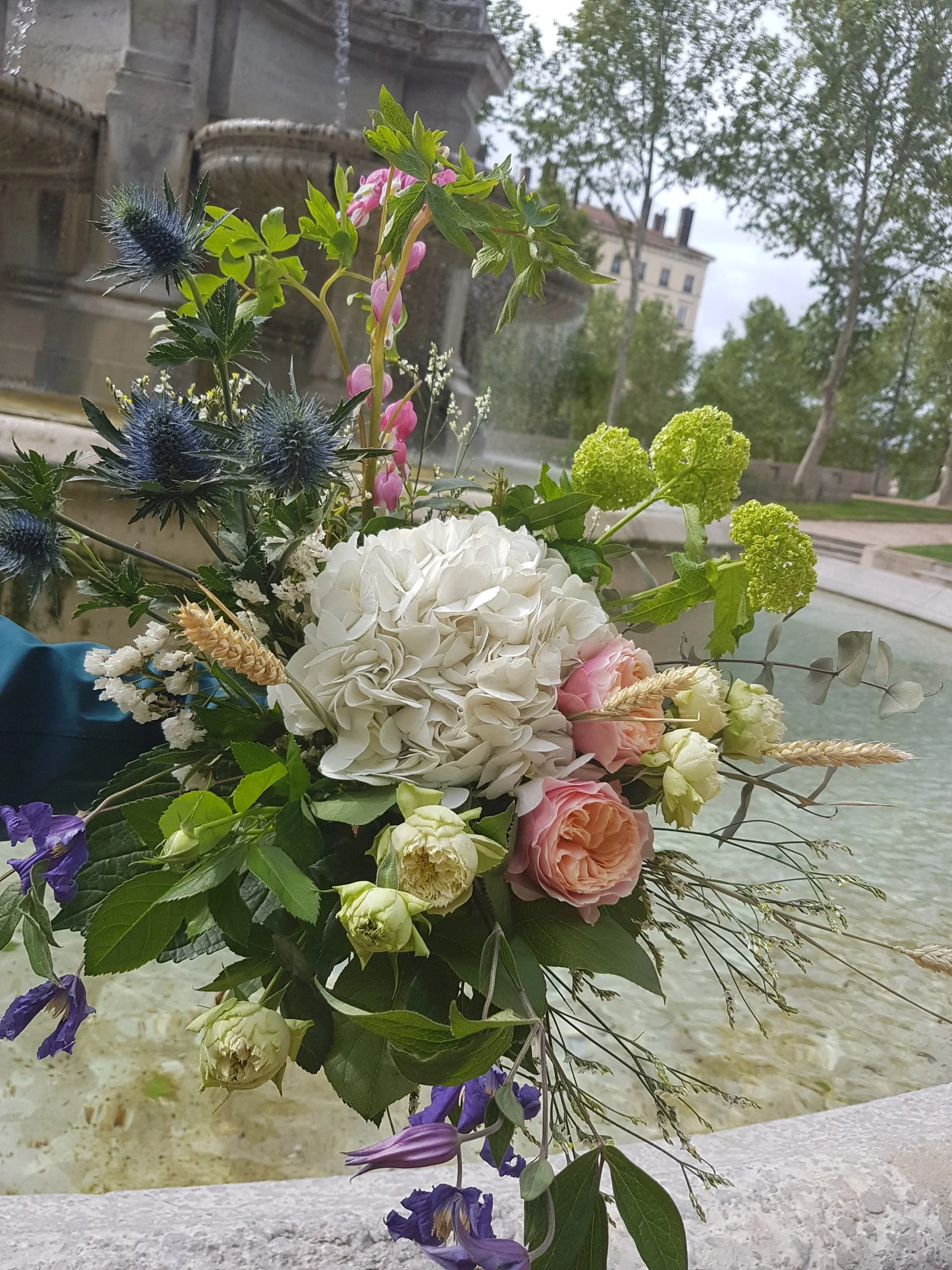 Bouquet Hortensias, par La Garance Voyageuse, fleuriste à Lyon