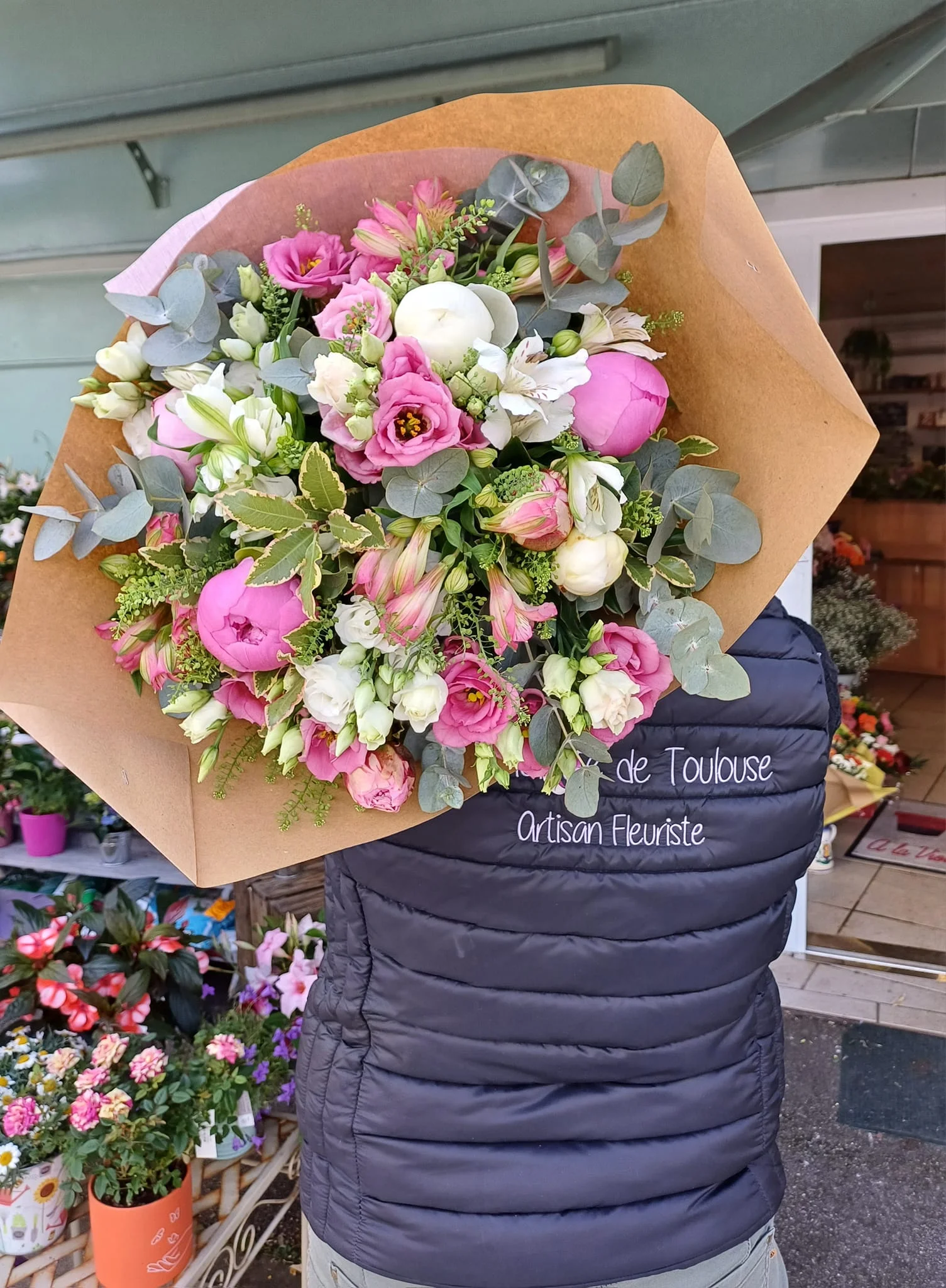Livraison de fleurs Saint-Nazaire et proximité, par A La Violette De Toulouse, artisan fleuriste
