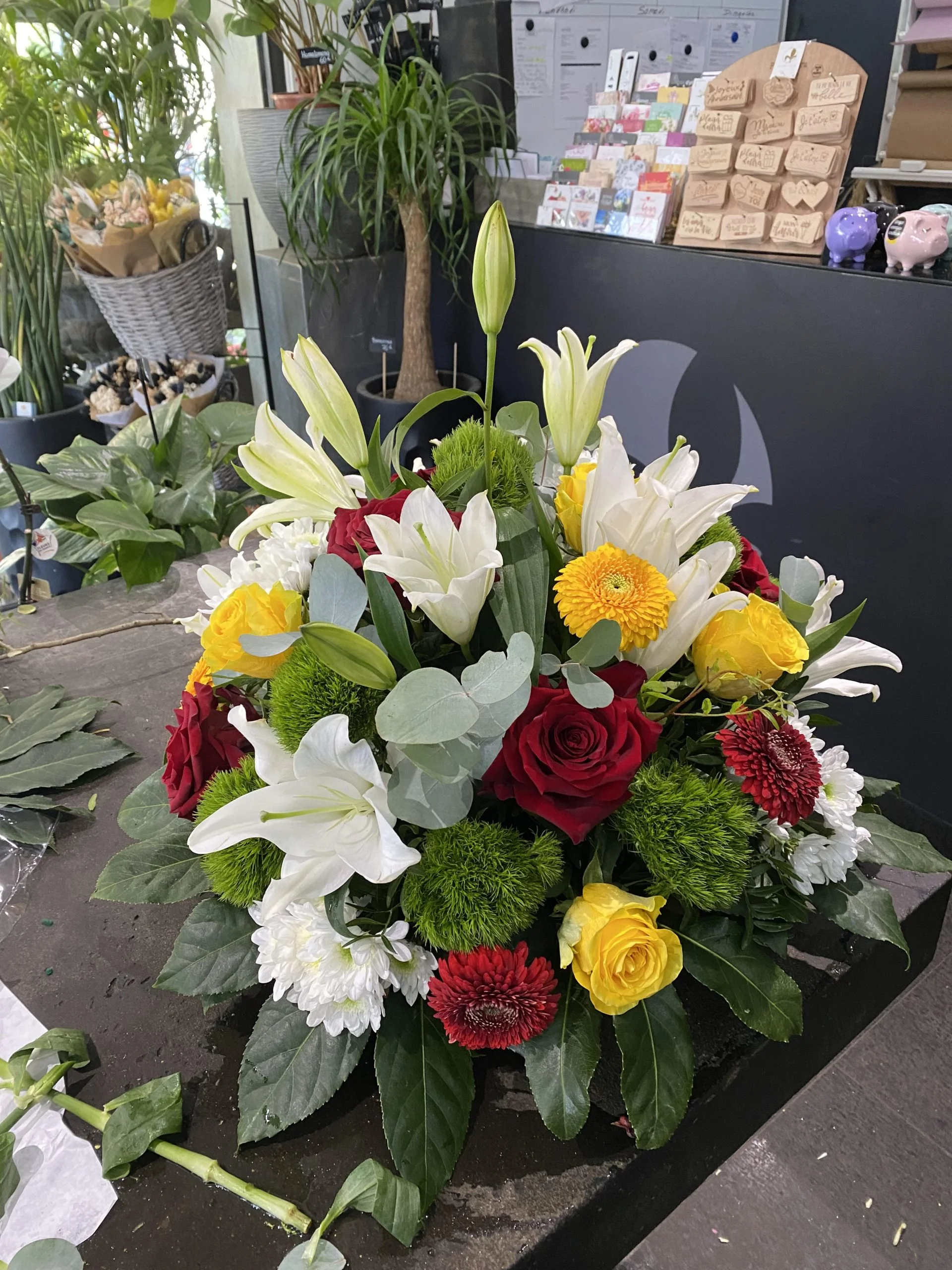 Coussin de Deuil, par Allard Fleurs, fleuriste à Antibes