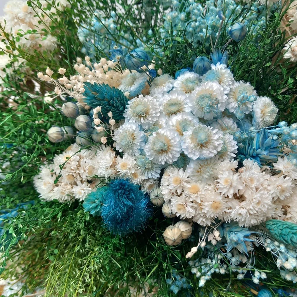 Bouquet BLEU de Fleurs Séchées, par Apothéose, fleuriste à Caen