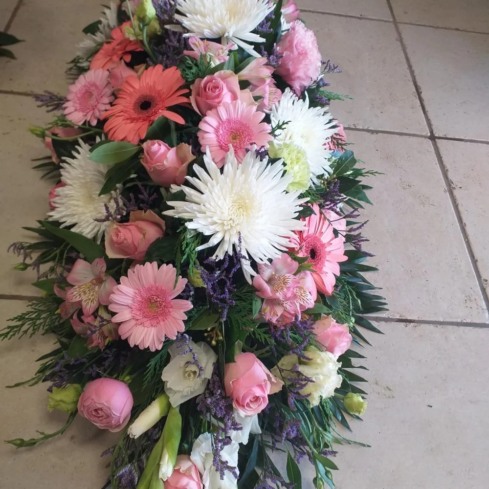Gerbe de Deuil, par A La Violette De Toulouse, fleuriste à Saint-Nazaire