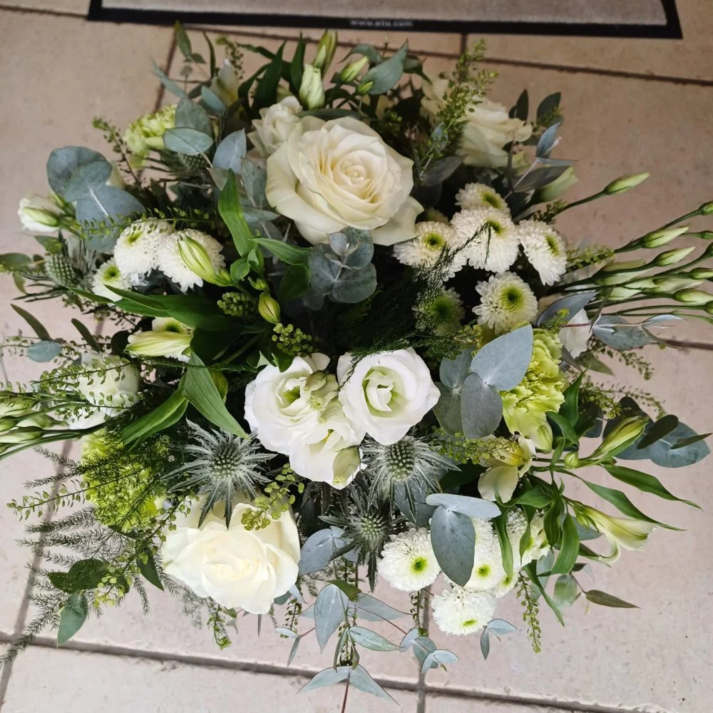 Bouquet Naissance, par A La Violette De Toulouse, fleuriste à Saint-Nazaire
