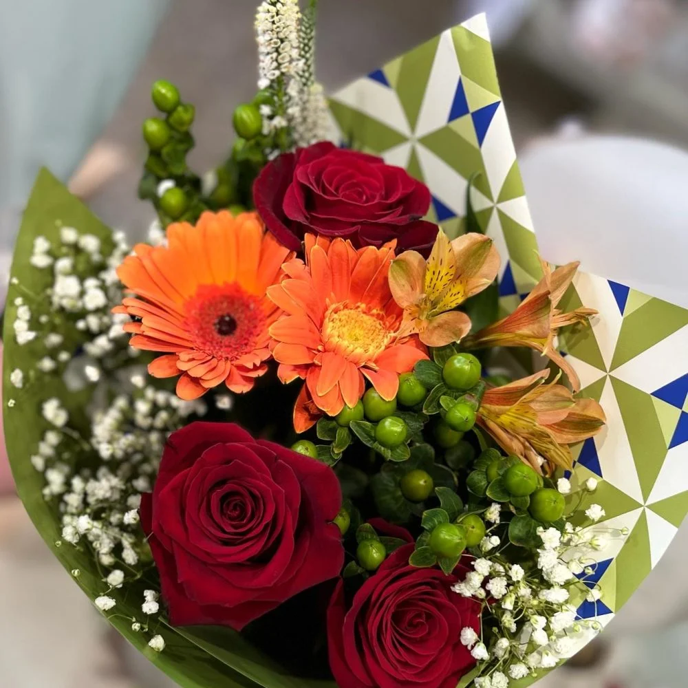 Bouquet Bonne Fête, par BOUTIQUE GENEVE FLEUR, fleuriste à Lourdes
