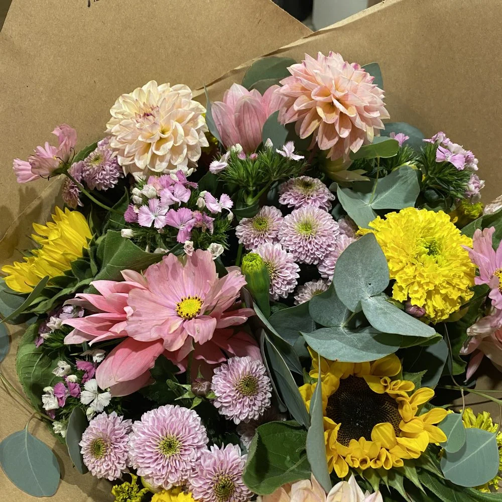 Bouquet de saison, par Iberis Annecy, fleuriste à Annecy