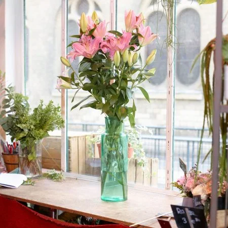 Bouquet de Lys, par Iris et Capucine, fleuriste à Saint-Cloud