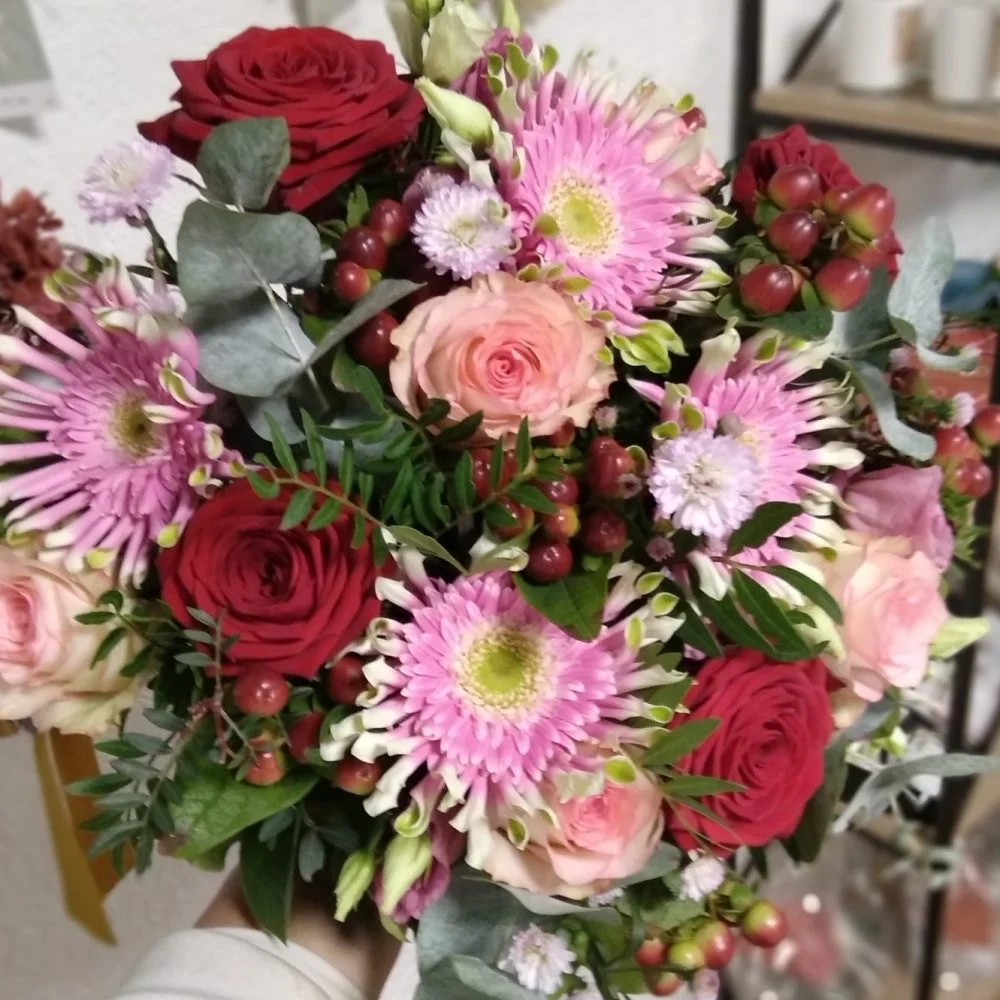 Bouquet Rose et Rouge, par Bonheur des fleurs, fleuriste à La Montagne