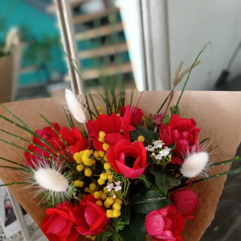 Bon cadeau fleurs de saison, par La Fabrik à Fleurs, fleuriste à Breteil