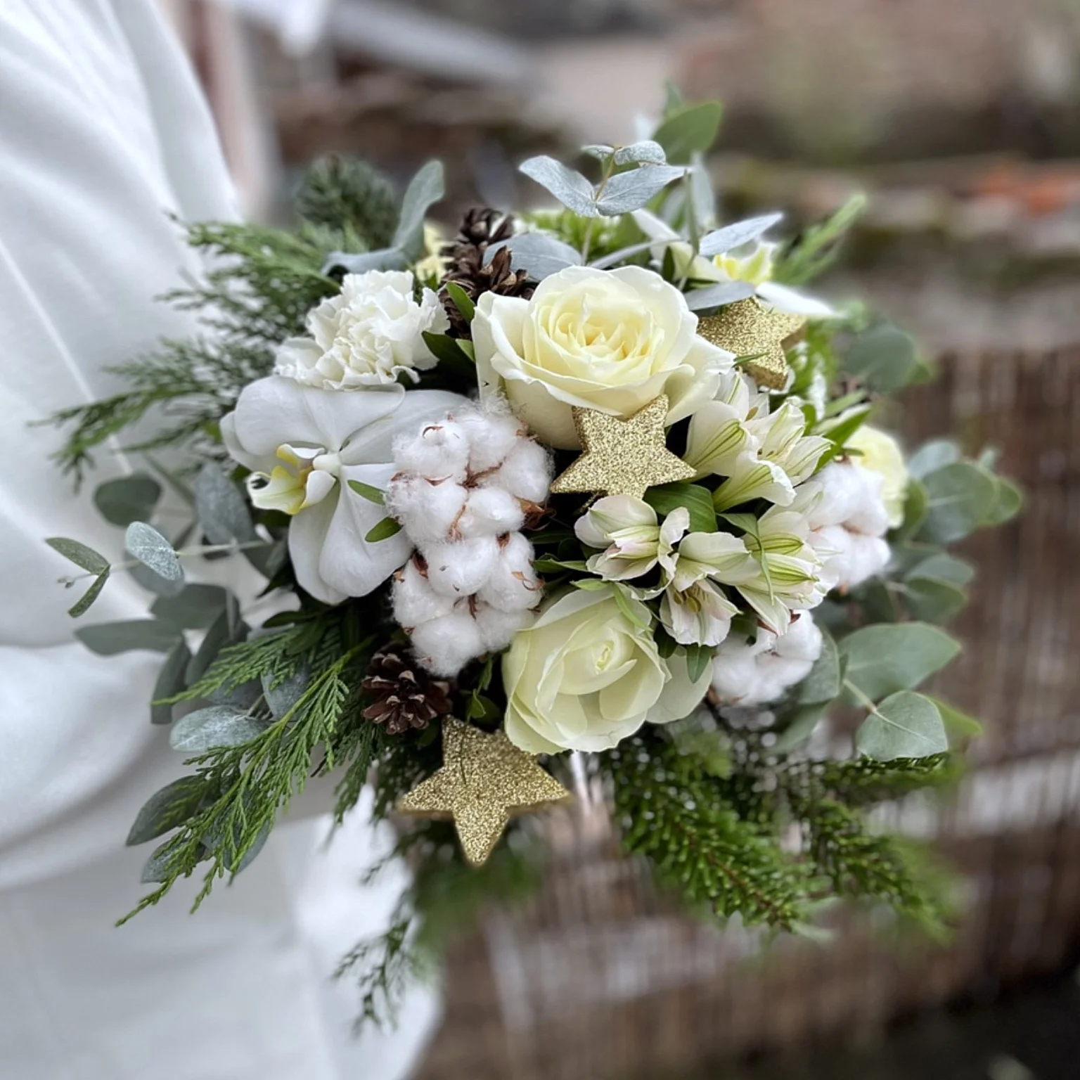 Noël blanc, par Multiflor, fleuriste à Brive-la-Gaillarde