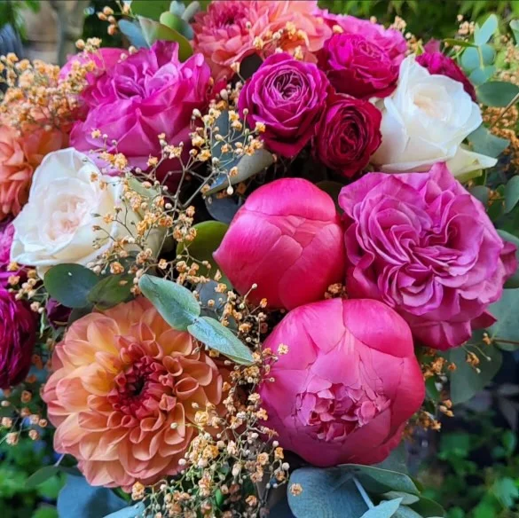 Bouquet de Pivoines, par Les Secrets de Liège, fleuriste à Valenciennes