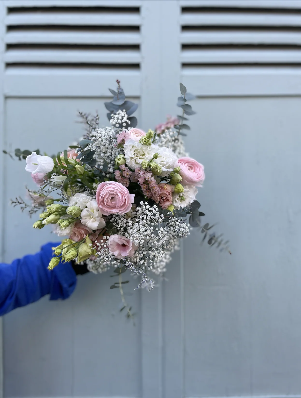 Bouquet rose pale de saison, par Rose Et Chardon, fleuriste à Meudon