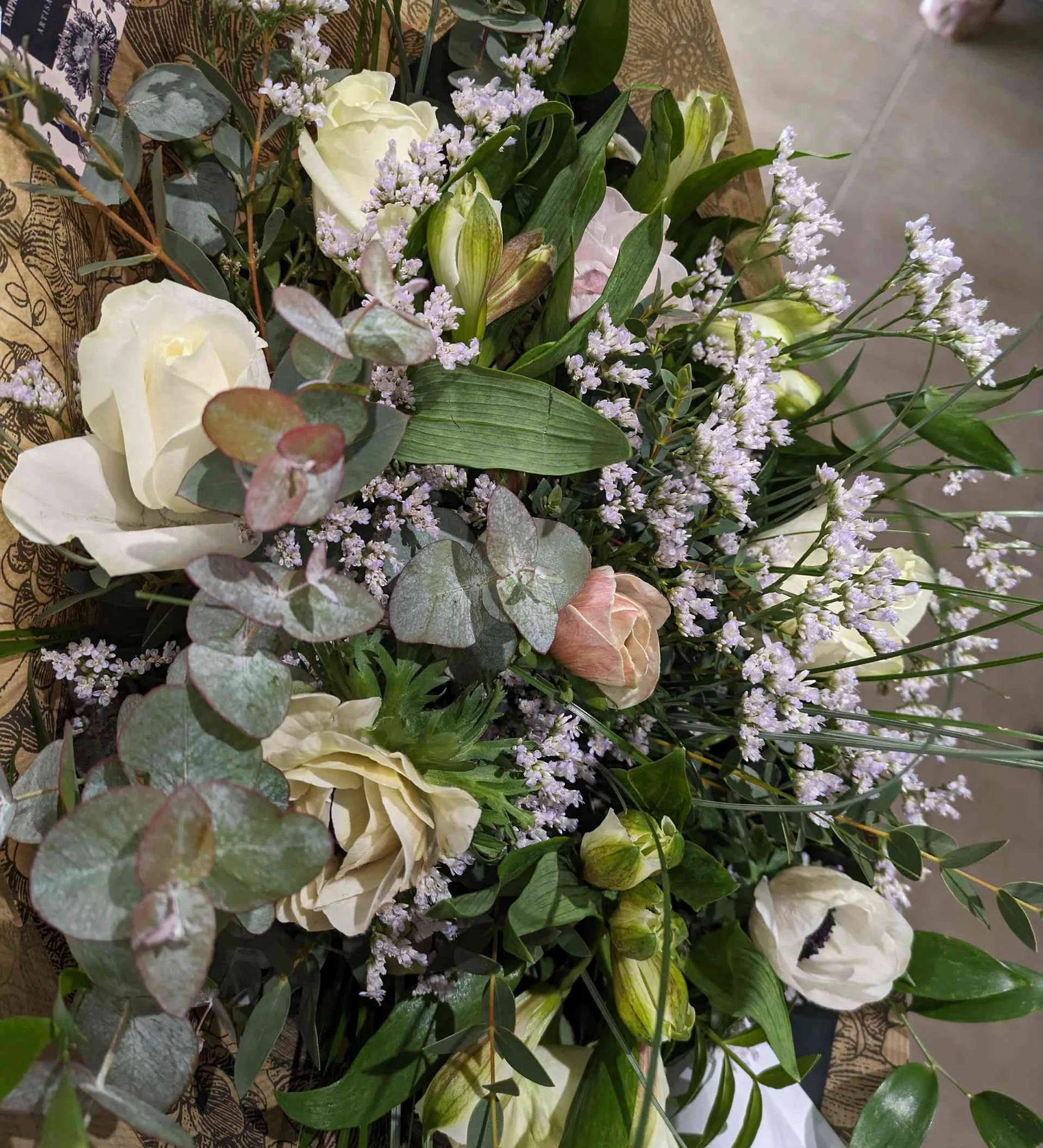 Lyra, par Empreinte de Violettes, fleuriste à Six-Fours-les-Plages