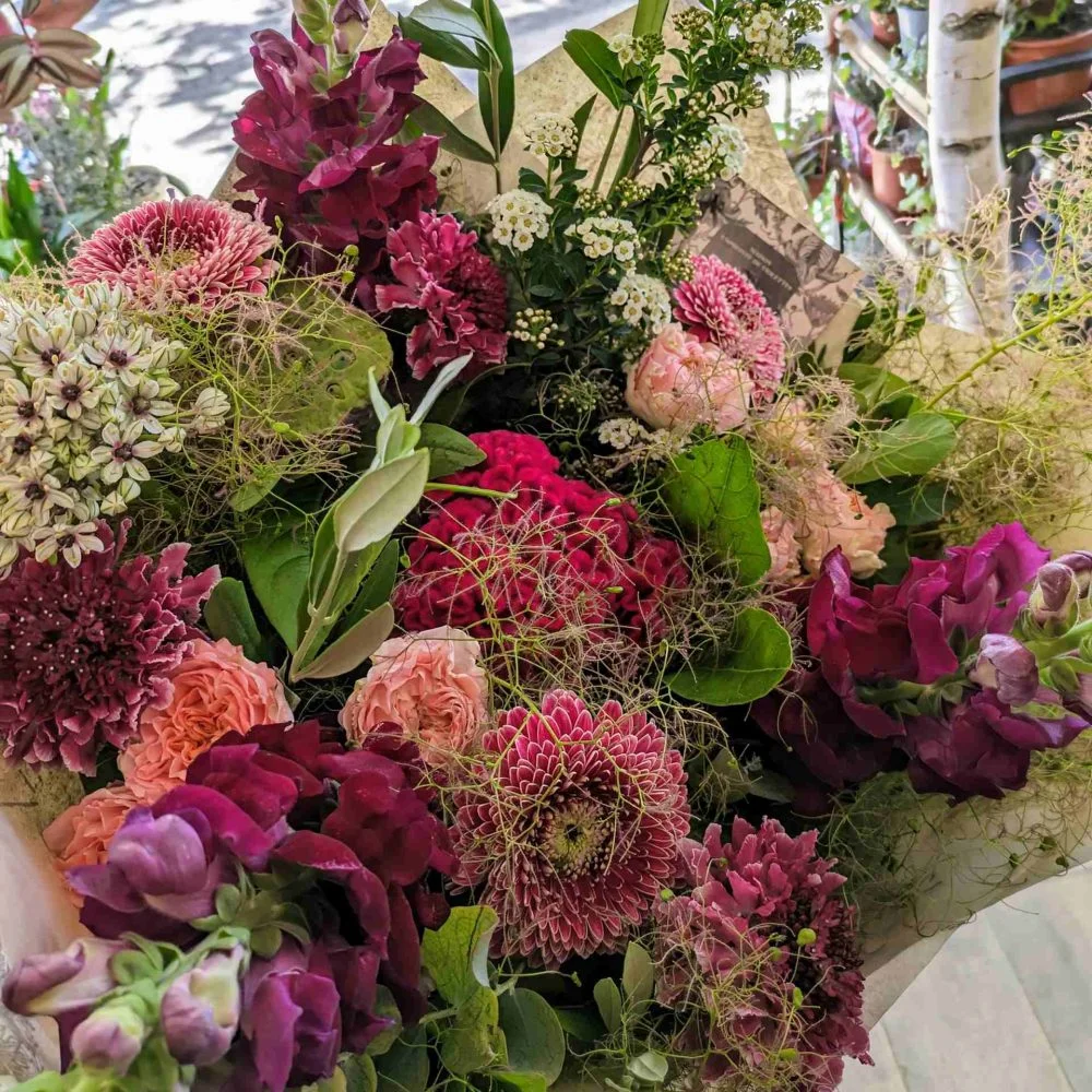 Rhéa, par Empreinte de Violettes, fleuriste à Six-Fours-les-Plages