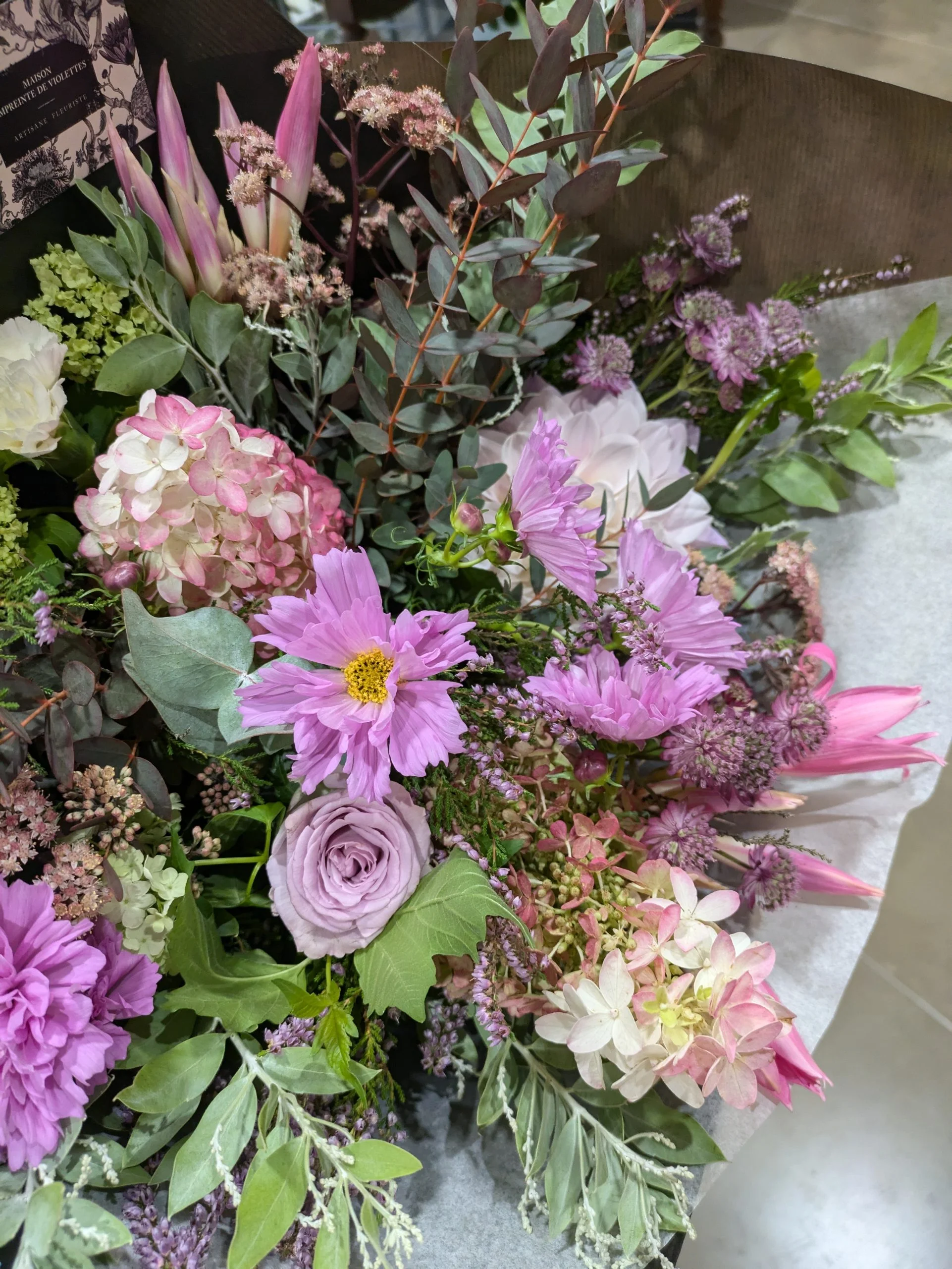 Umbriel, par Empreinte de Violettes, fleuriste à Six-Fours-les-Plages