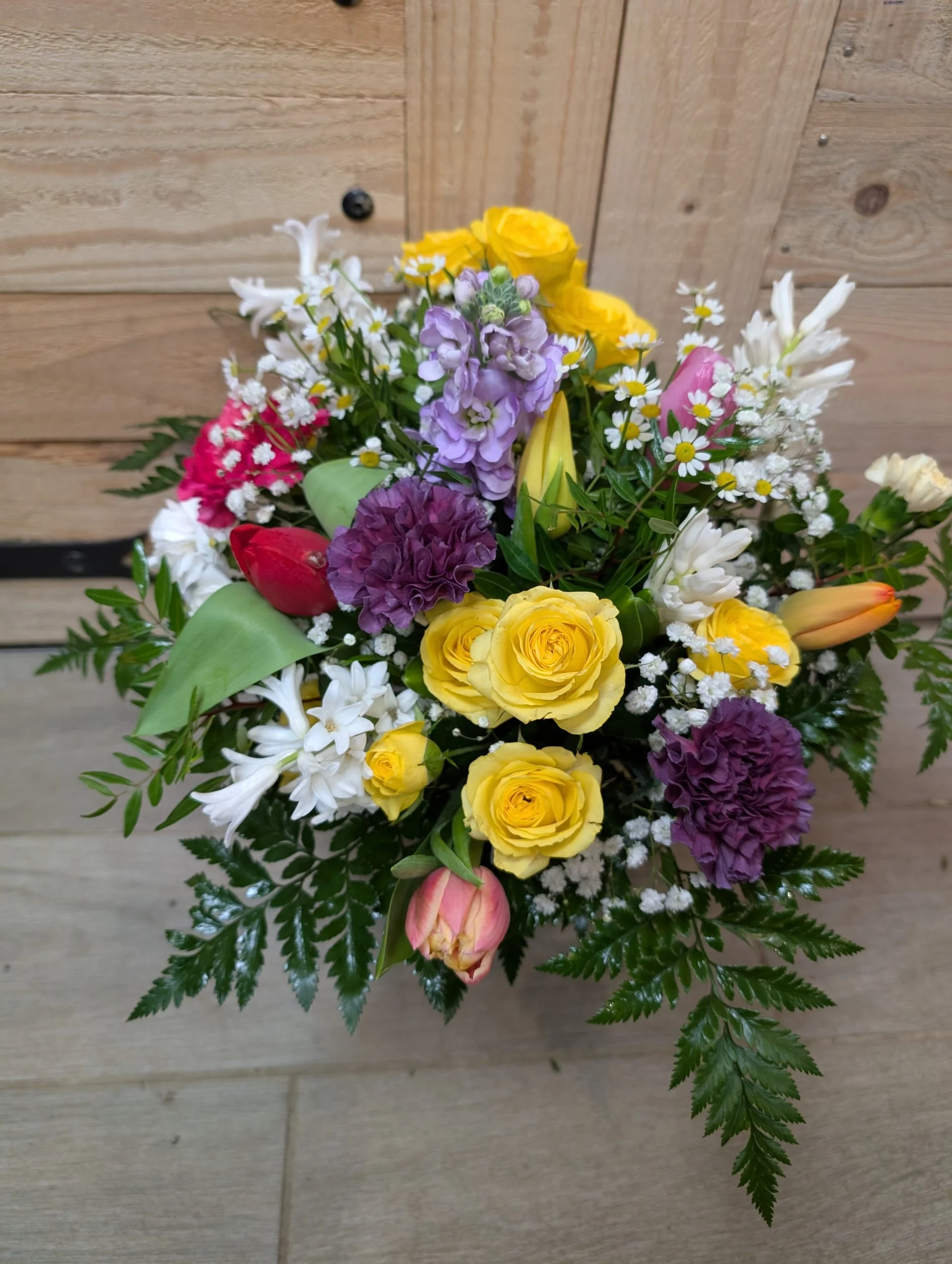 bouquet printemps, par Mon Instant Fleuri, fleuriste à Loireauxence
