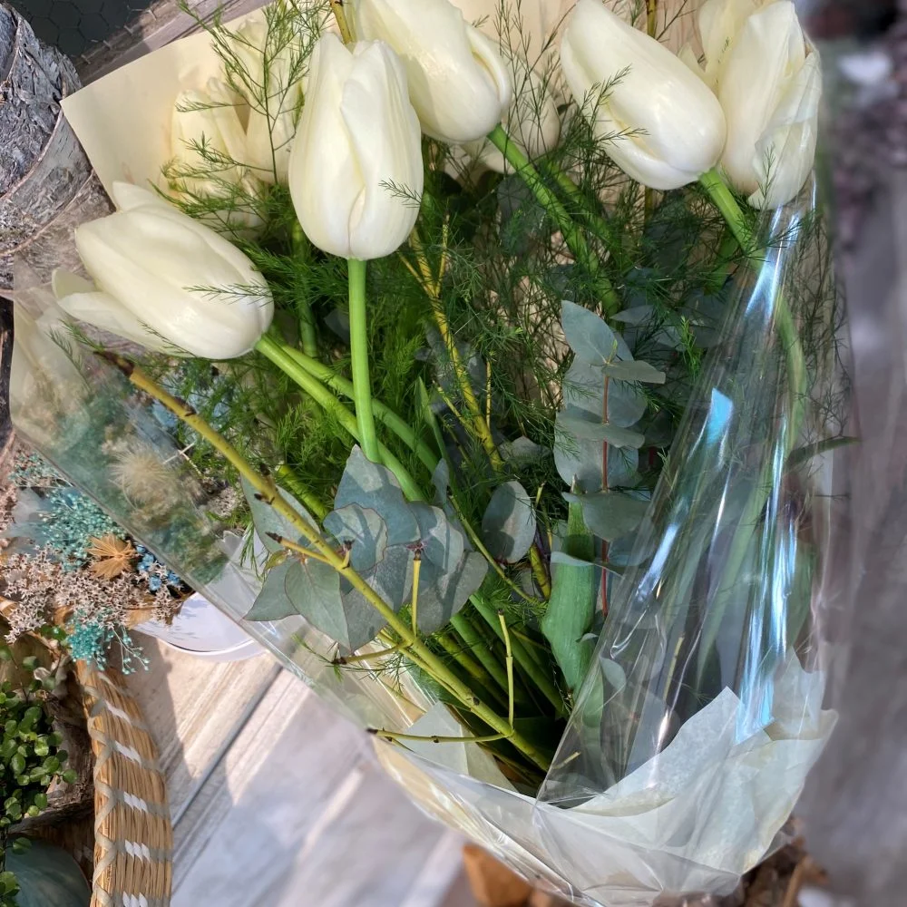 Pepites de saison, produit Local: les tulipes geantes, par Magnolia Fleuriste, fleuriste à Antibes