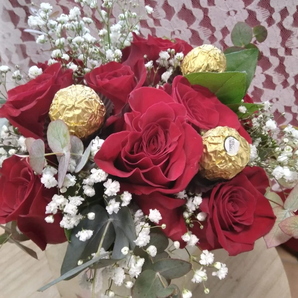 Bouquet Saint-Valentin, par Bonheur des fleurs, fleuriste à La Montagne